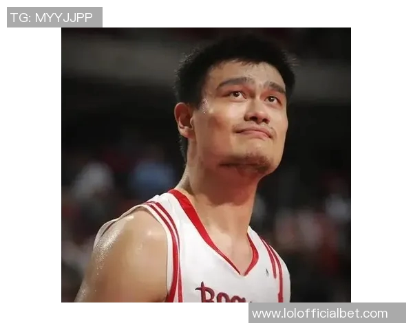 姚明版套的魅力与影响力探讨：从篮球巨星到文化符号的转变与传承