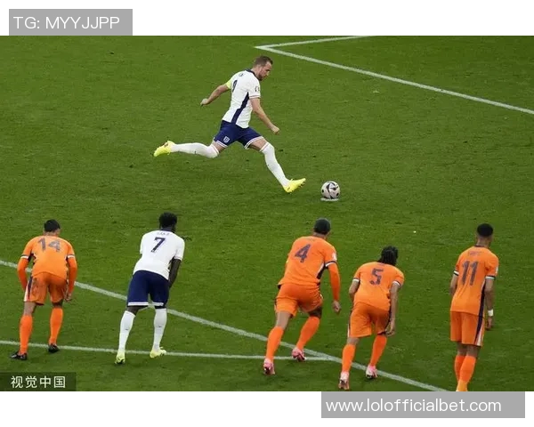 德甲精彩对决那不勒斯3-0击败多特蒙德神扑引发全场热议与争议判罚