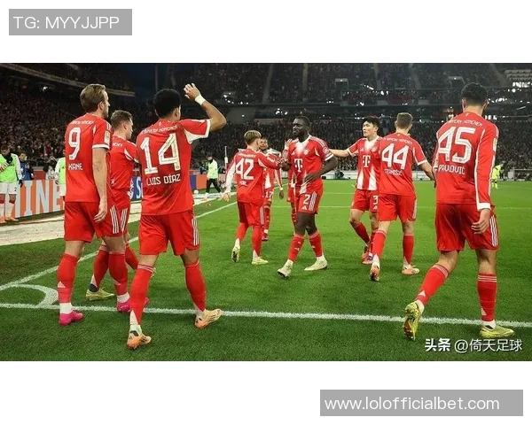 德甲焦点战拜仁与曼城握手言和争议判罚引发全场热议 德甲焦点战拜仁与曼城握手言和争议判罚引发全场热议