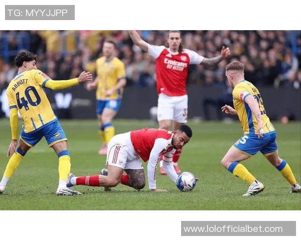 国王杯精彩对决拜仁强势3-0战胜曼城全场回顾与精彩瞬间